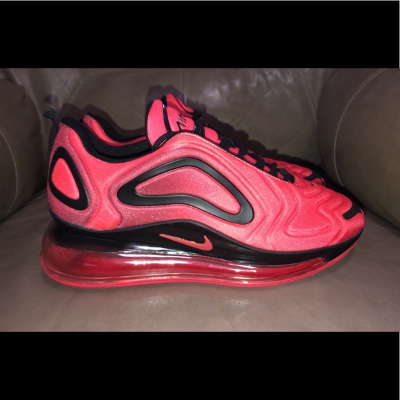 Air Max 720 - Picture 1 of 1